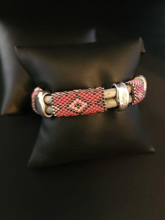 Leather Bracelet - Wings in Dark Pink