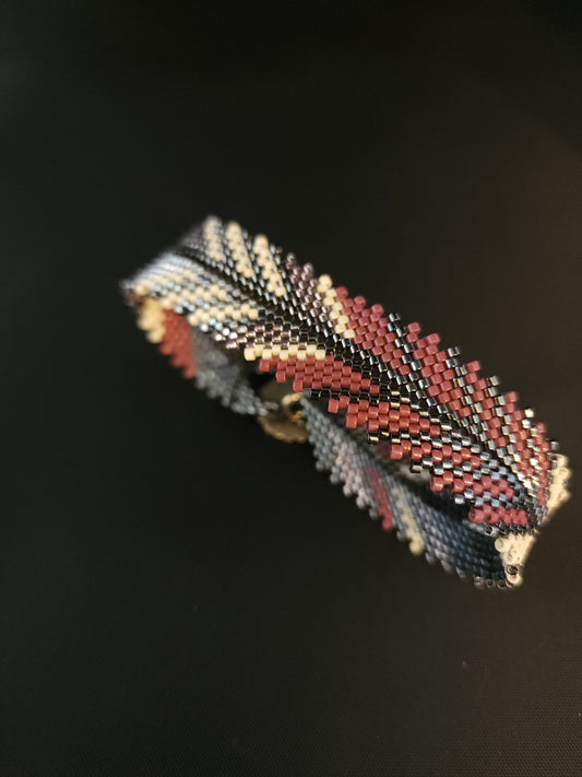 Feather Bracelet - White & Mauve