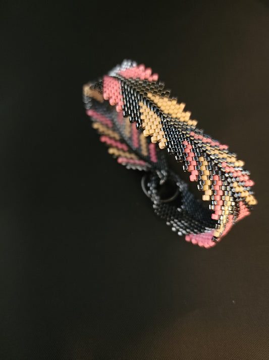 Feather Bracelet - Light Pink & Pink