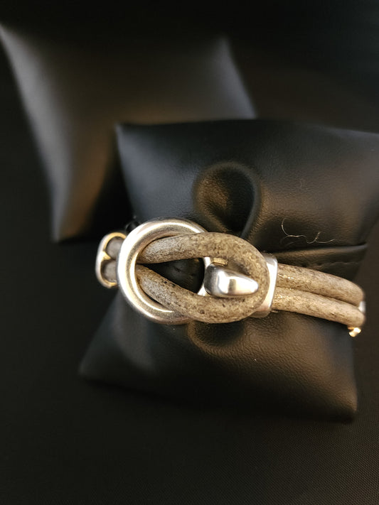 Leather Bracelet - Wings in Dark Pink