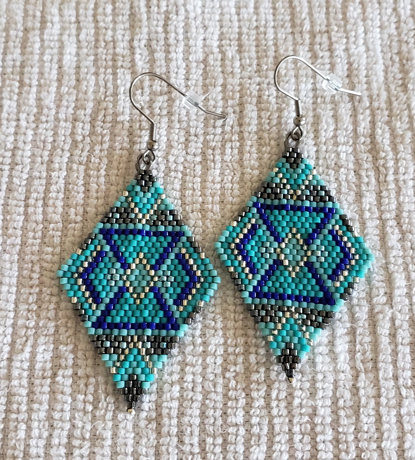Turquoise & Navy Diamonds